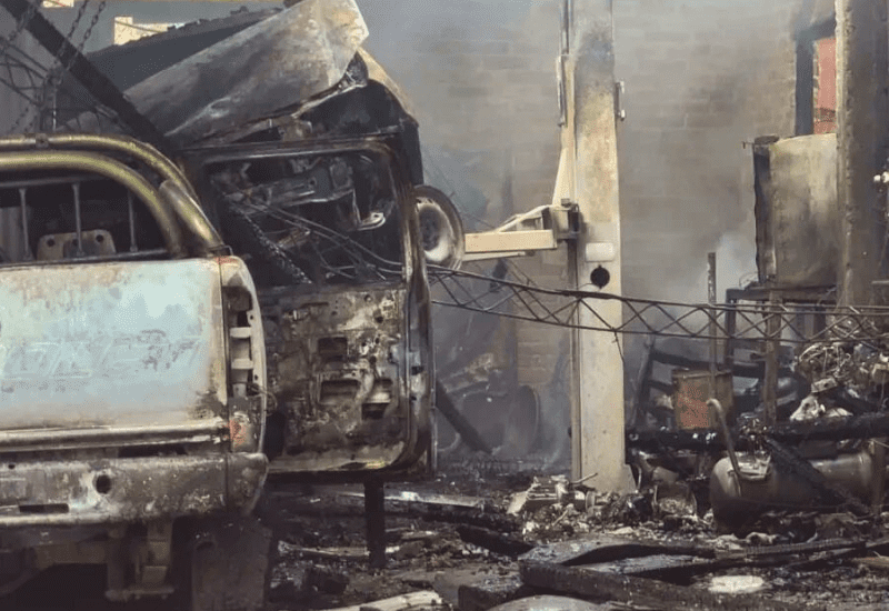 Incendio-en-Taller-Mecanico-de-San-Cristobal-2