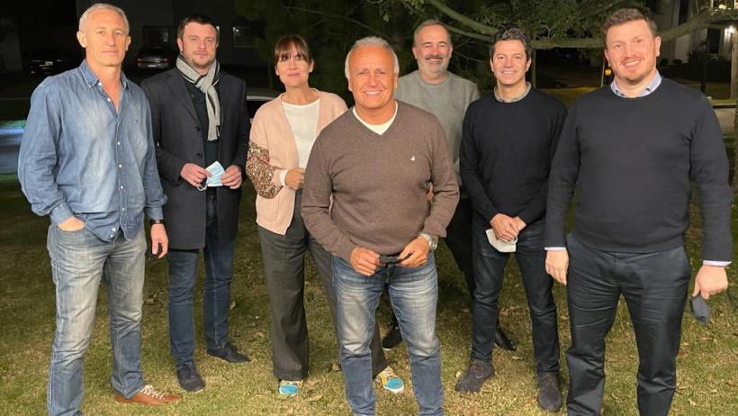 del_sel_pro_1.jpg_344325628