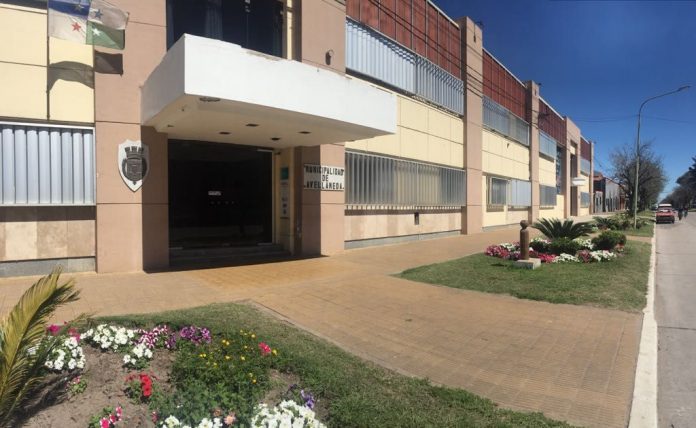Foto-frente-MuniAvellaneda
