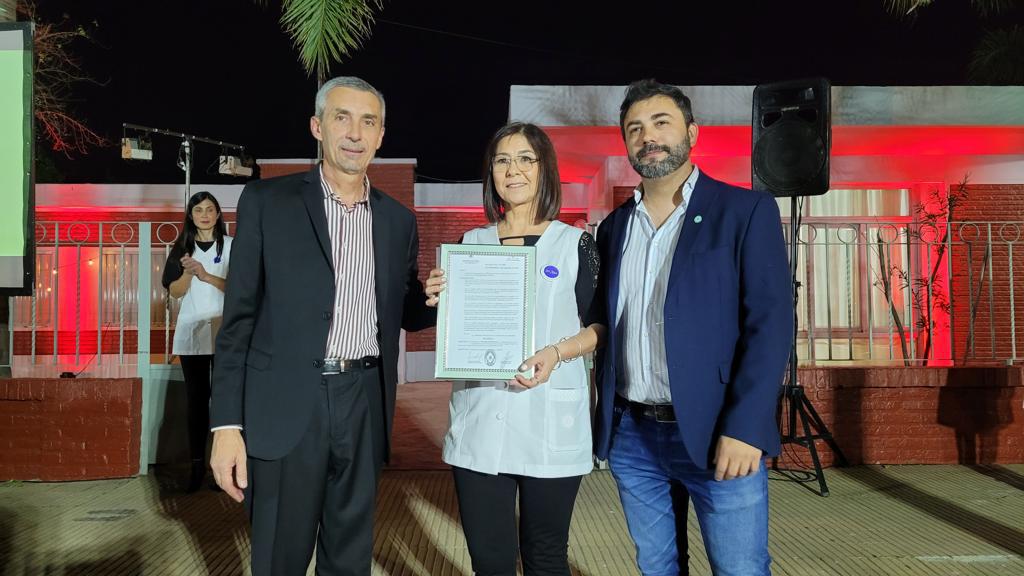 1fc6c3f9-e74d-434d-9006-207544cb6106