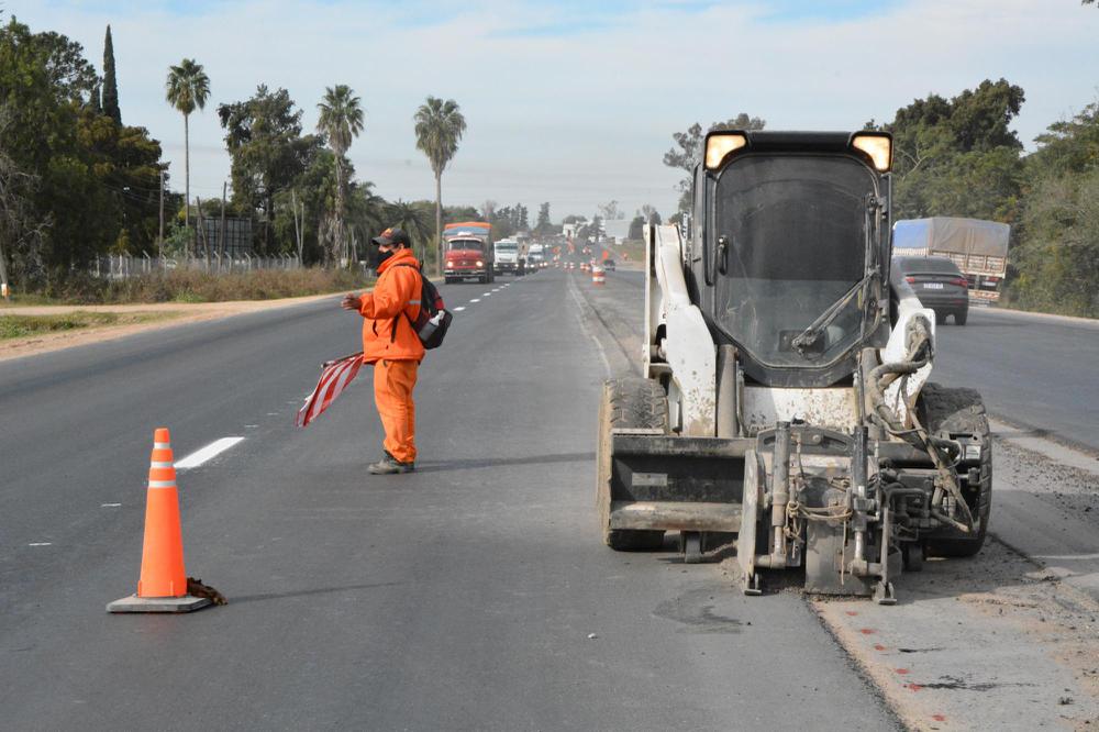 RN 34 AUT - CONSTRUCCION CANTERO CENTRAL TRAVESIA URBANA SUNCHALES  - 14-5-21 (4)