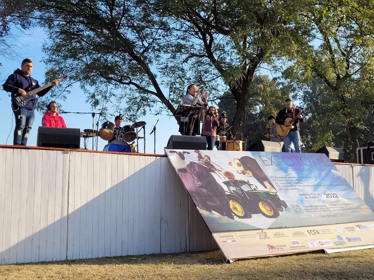 298523466_3353242368237581_3772519441419370220_n