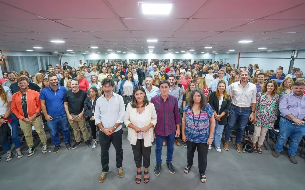 Clara García encuentro por la educación