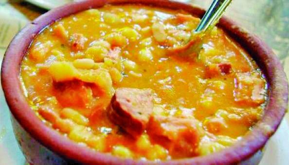 locro-y-empanadas-25-de-mayo-zona-san-andres-y-san-martin-D_NQ_NP_816621-MLA20803995326_072016-F