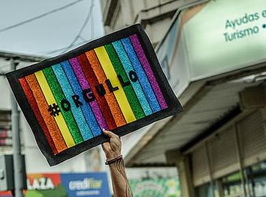 Marcha_del_orgullo_santa_fe_2018-12