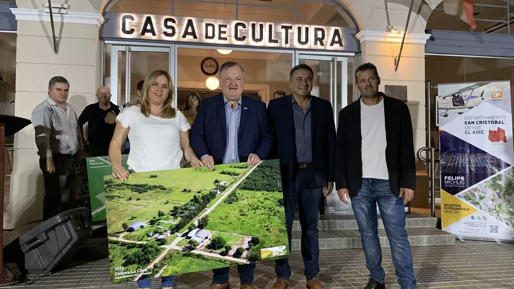 21019C6B-FEAB-43B1-BA89-733CFEDAB399