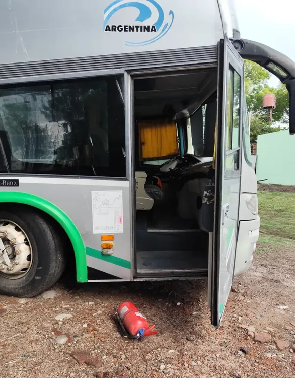 d68aa83e-0d14-404d-9025-f9e4413d4c1a