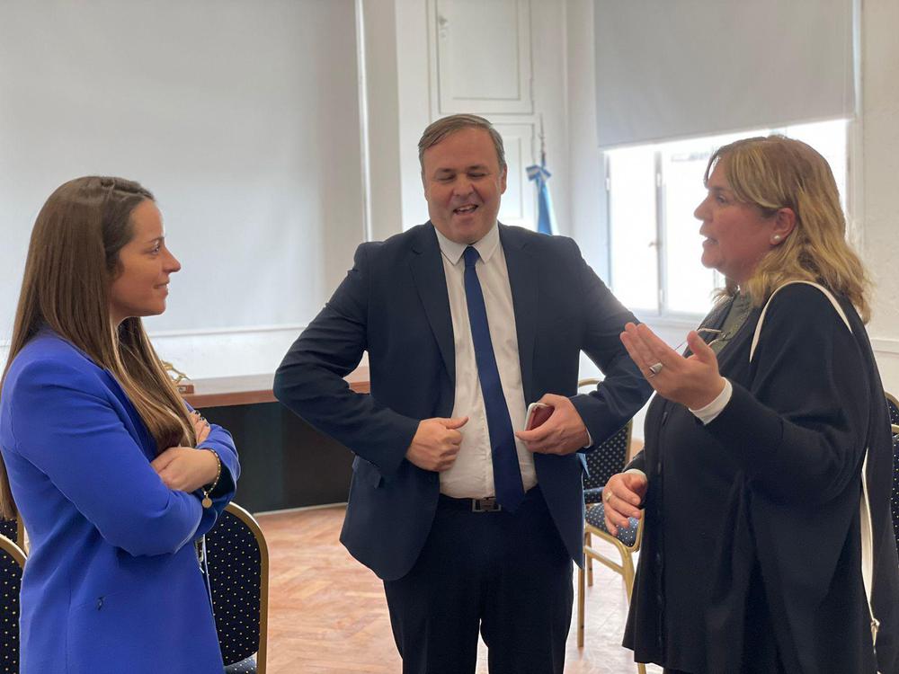 4eeee487-6ed5-40bd-8b94-4f46ed410880