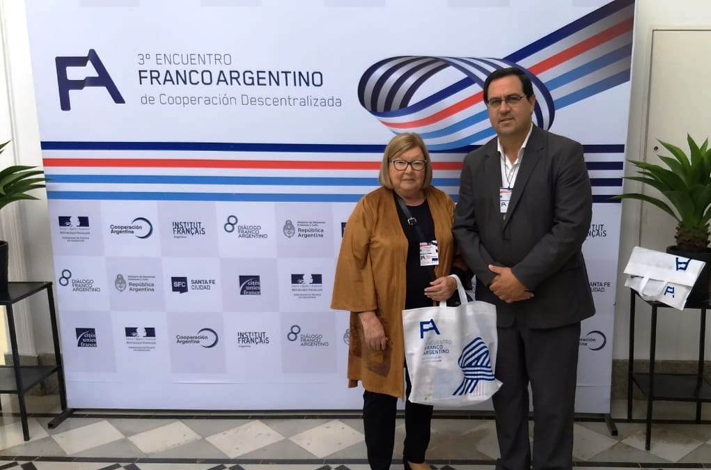 EL INTENDENTE PARTICIPA DEL 3er ENCUENTRO FRANCO ARGENTINO DE COOPERACIÓN DESCENTRALIZADA