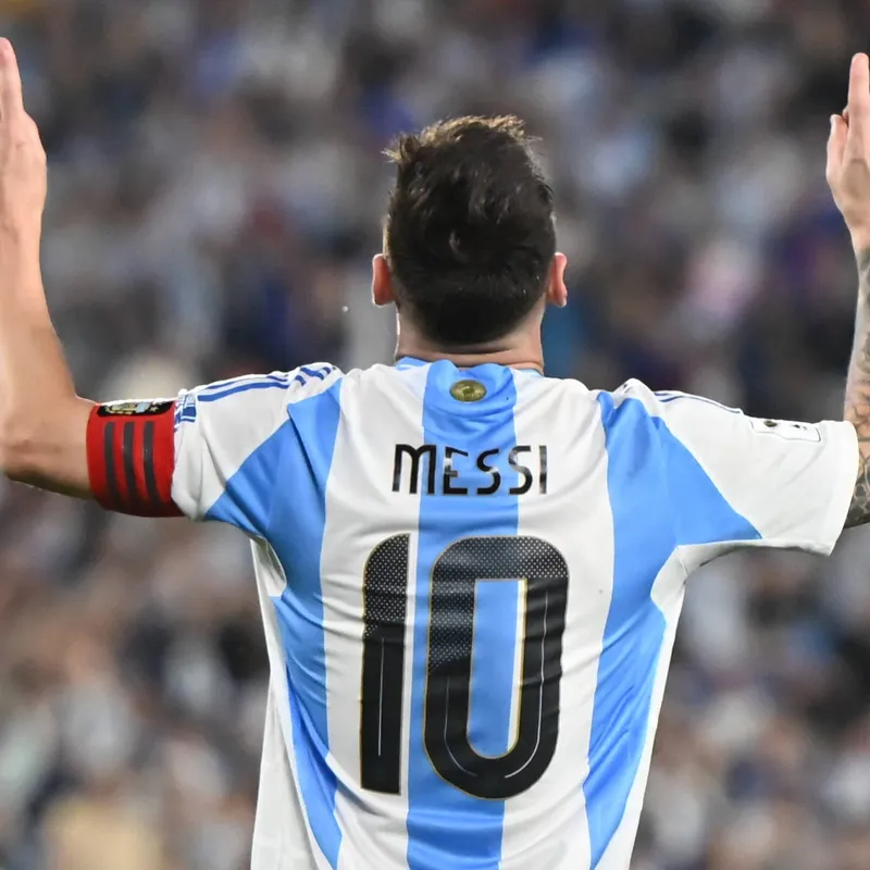 messi-1-e1729045176538-800x800