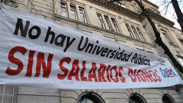 Sigue-el-paro-docente-en-la-UNR-y-la-UTN-por-el-reclamo-de-mejoras-salariales