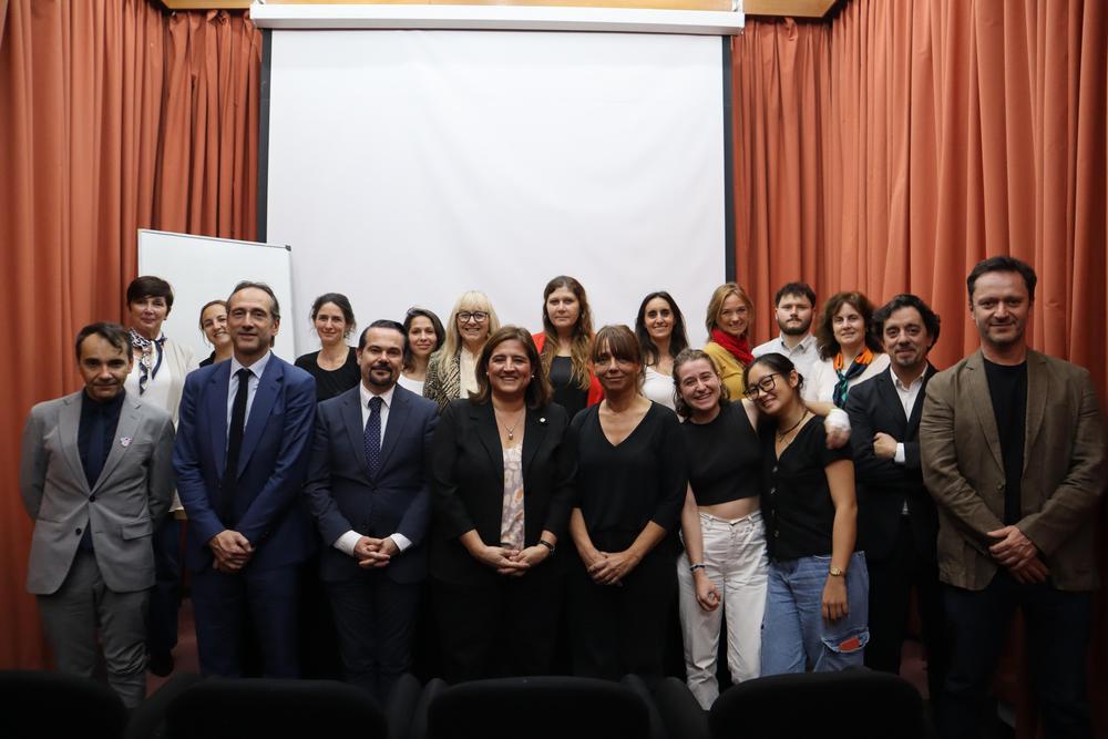 Reunión con docentes invest y estudiantes UNL