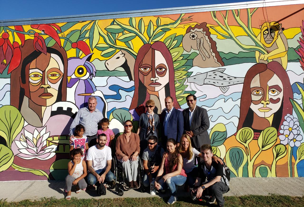 EL INTENDENTE ENRI VALLEJOS Y LA VICEPRESIDENTE MICHETTI INAUGURARON EL NIDO DE PUERTO RECONQUISTA (3)