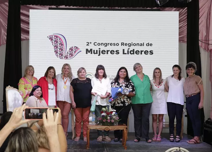 21194-ceres-congresomujeres1
