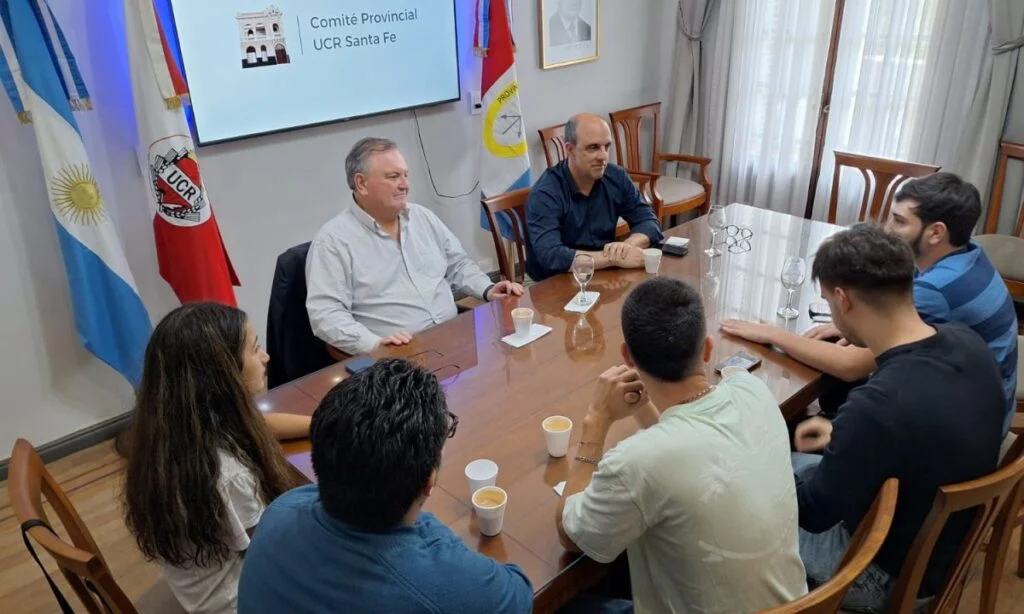 franja-morada-3-1024x614