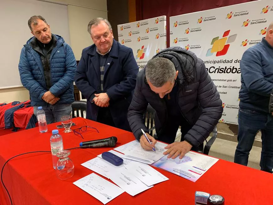 aportes-bomberos-led-1