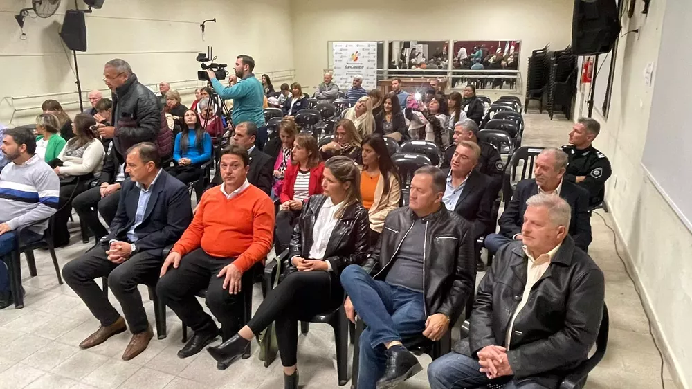 b405ff78-d8ca-4cb9-9e40-a8b459370f8e