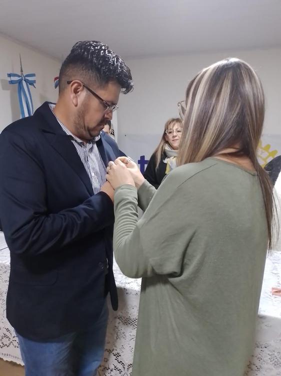 f3200358-df5c-44e3-a398-de613170add4