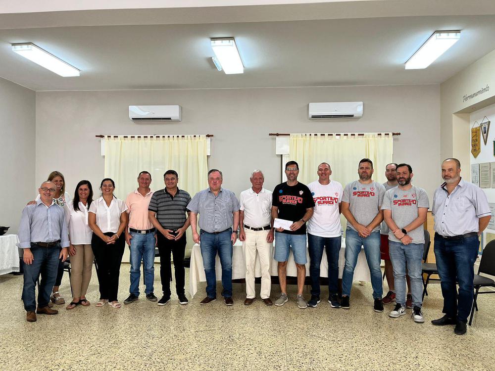 suardi entrega aportes