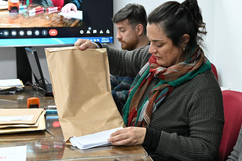 66859289-23b9-4b3d-8eb9-8ad2b0992893