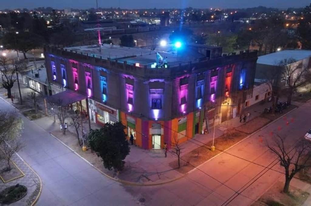 402971_cine_teatro_chaplin_ceres_1024_x_680