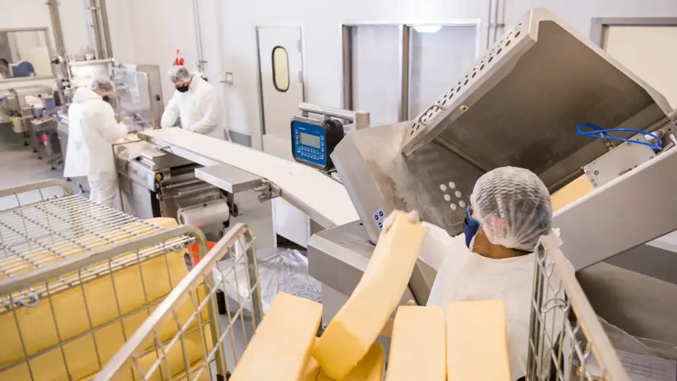 centro-de-distribucion-y-fraccionamiento-de-la-cooperativa-obrera-1755804 (1)