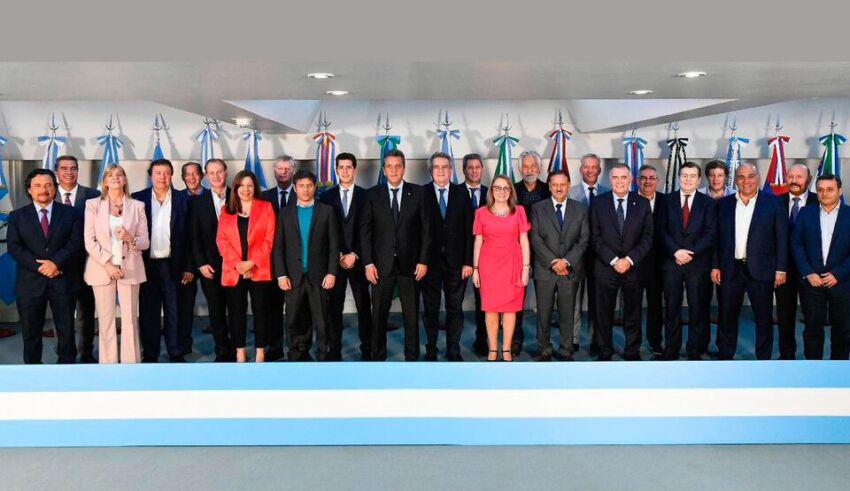 Massa-gobernadores-850x491