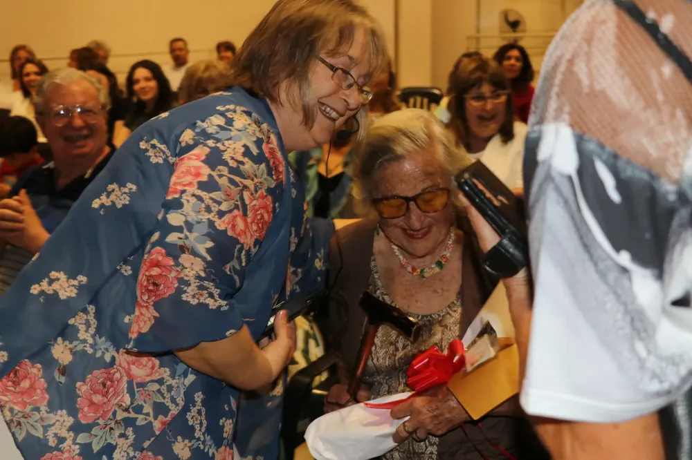 131143b0-7d05-4367-96fc-f3a7c2375f2e