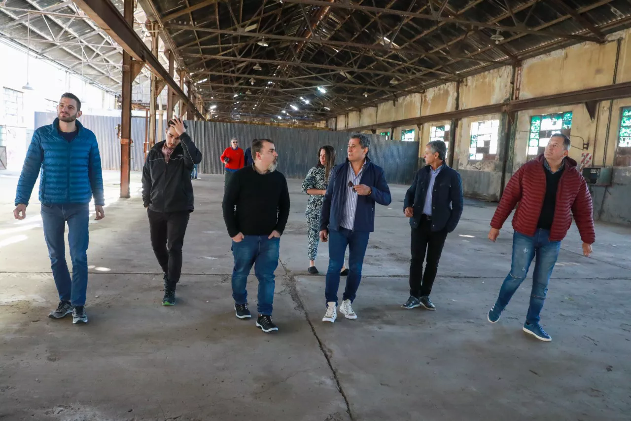 13C79283-5D93-4D93-9334-1F195AD501C9