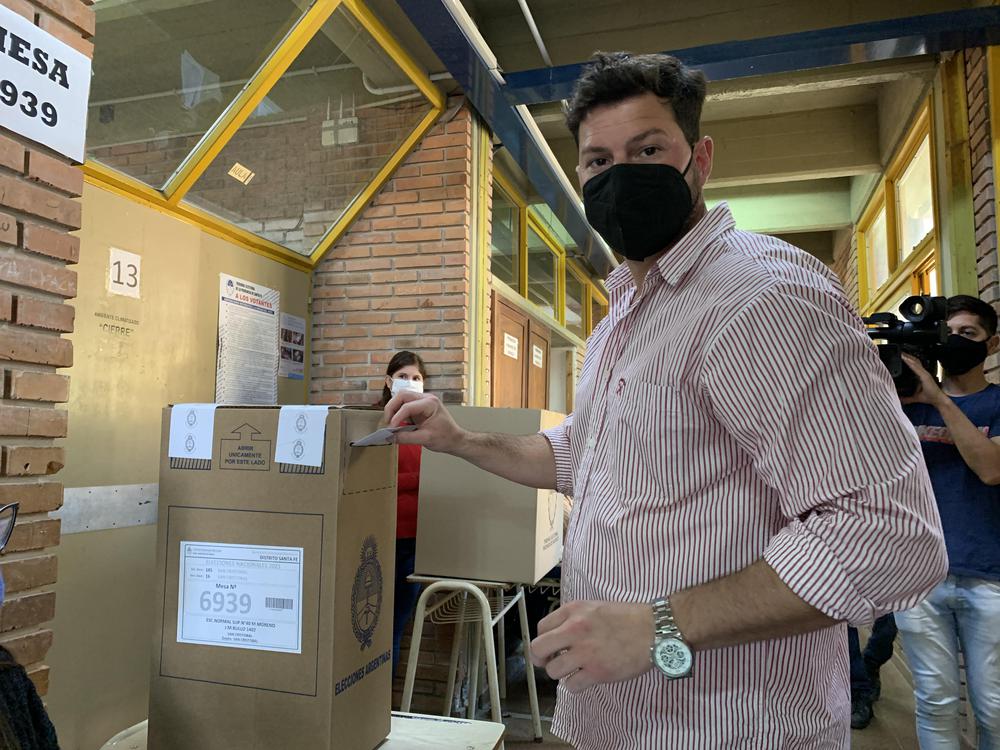 F11F3826-A374-4EC3-9DD7-37747AFDD890