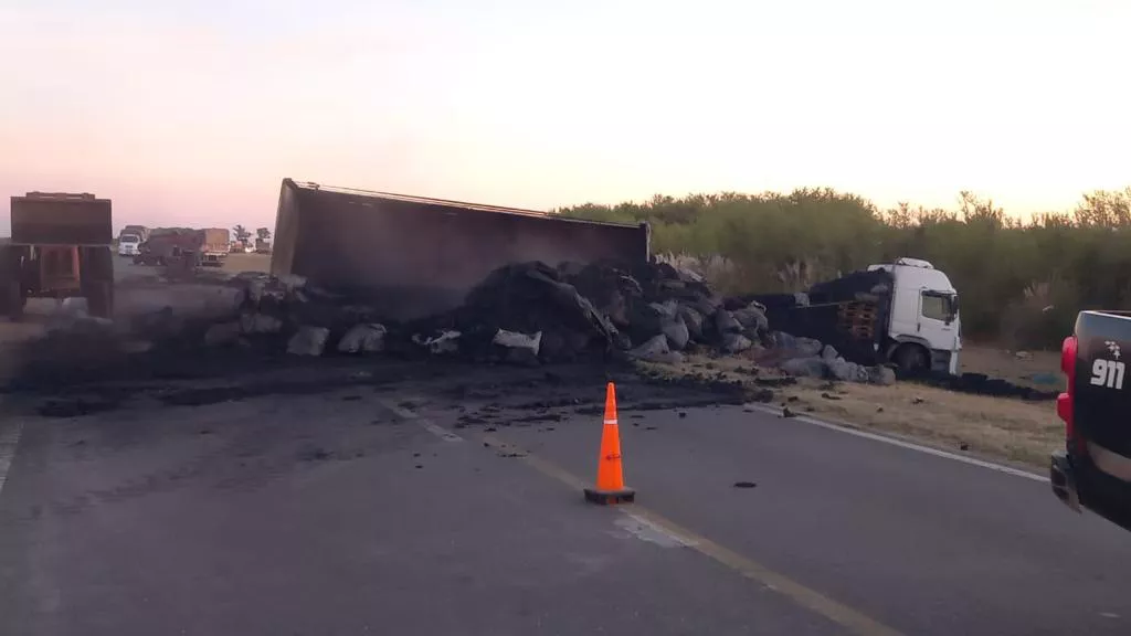 e7b32e47-9b98-46a6-a5c6-a94fc8b82fa8