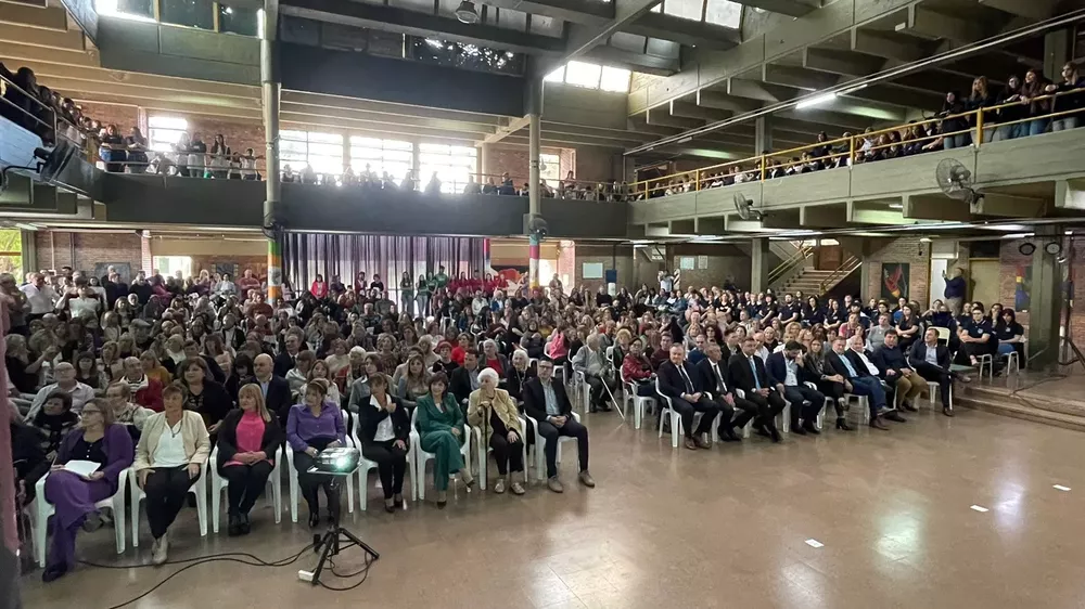 6ae8a1dc-cae9-4c24-8209-c53bc74de345