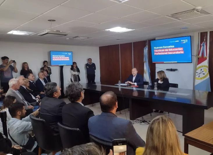 20375-perotti-escuela1