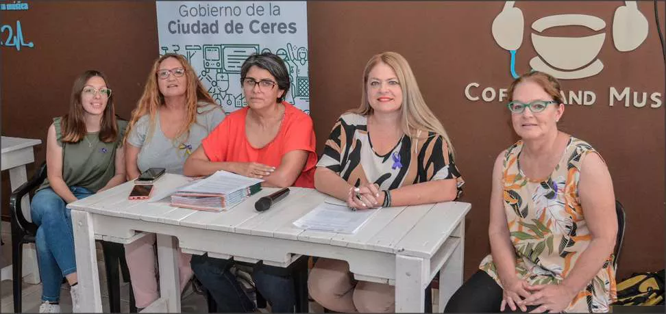 mujer-segura-lanzamiento