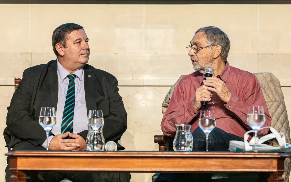 02_Brandoni_Democracia_UNL