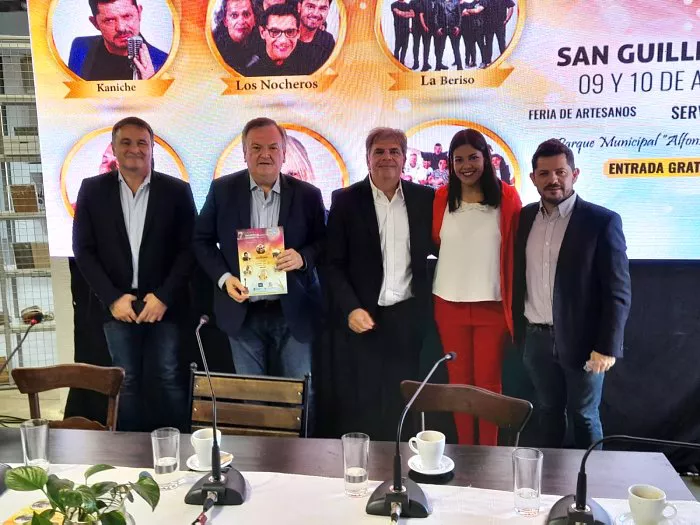 18806-fiestaconfraternidad-santafe