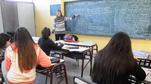 docentes-aulas-asistencia-escuelasjpg