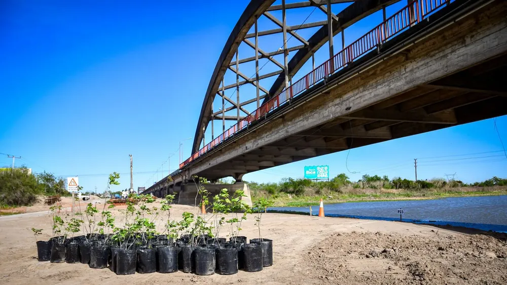 98269fca-1965-4f25-adbc-95a60c5b8fae