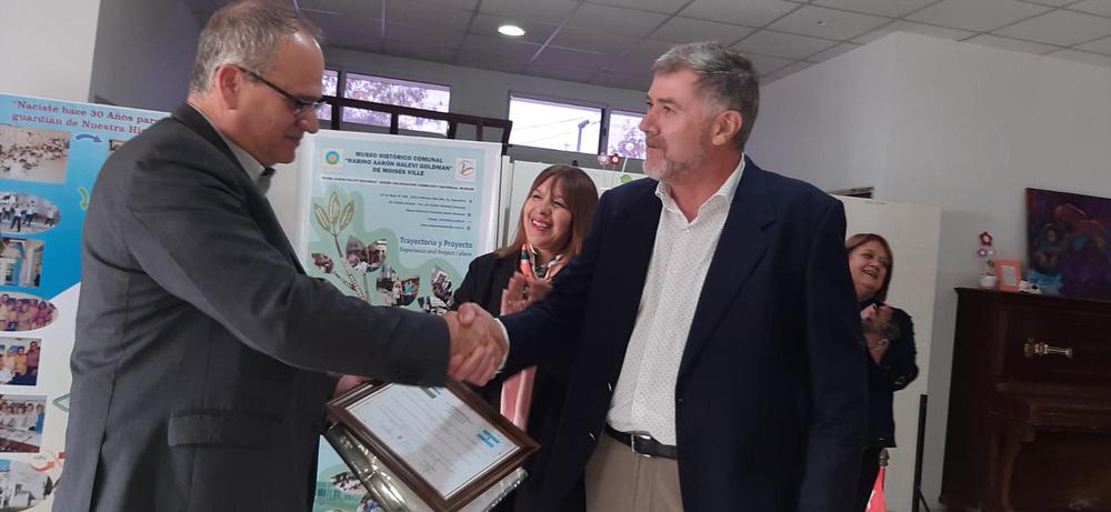 e5331a5a-04ca-4a1d-9852-806feda40598