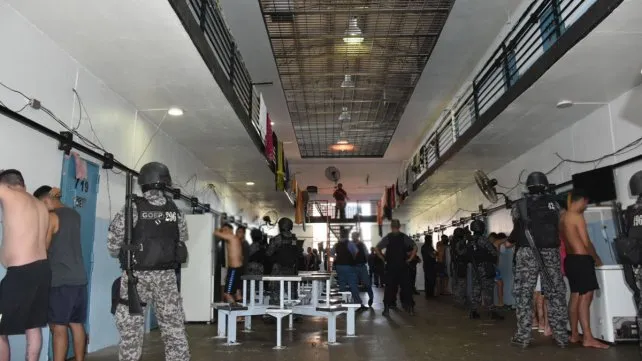 traslado-presos-alto-perfil-pinero-2jpg