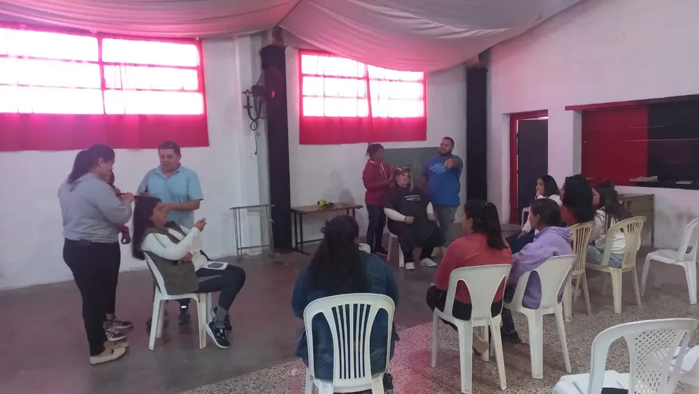 d5c2cf95-2002-487b-bac5-f734233f5e1b