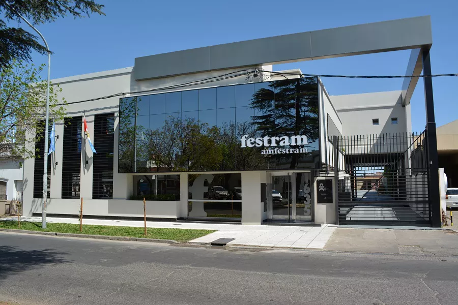 Festram (1)