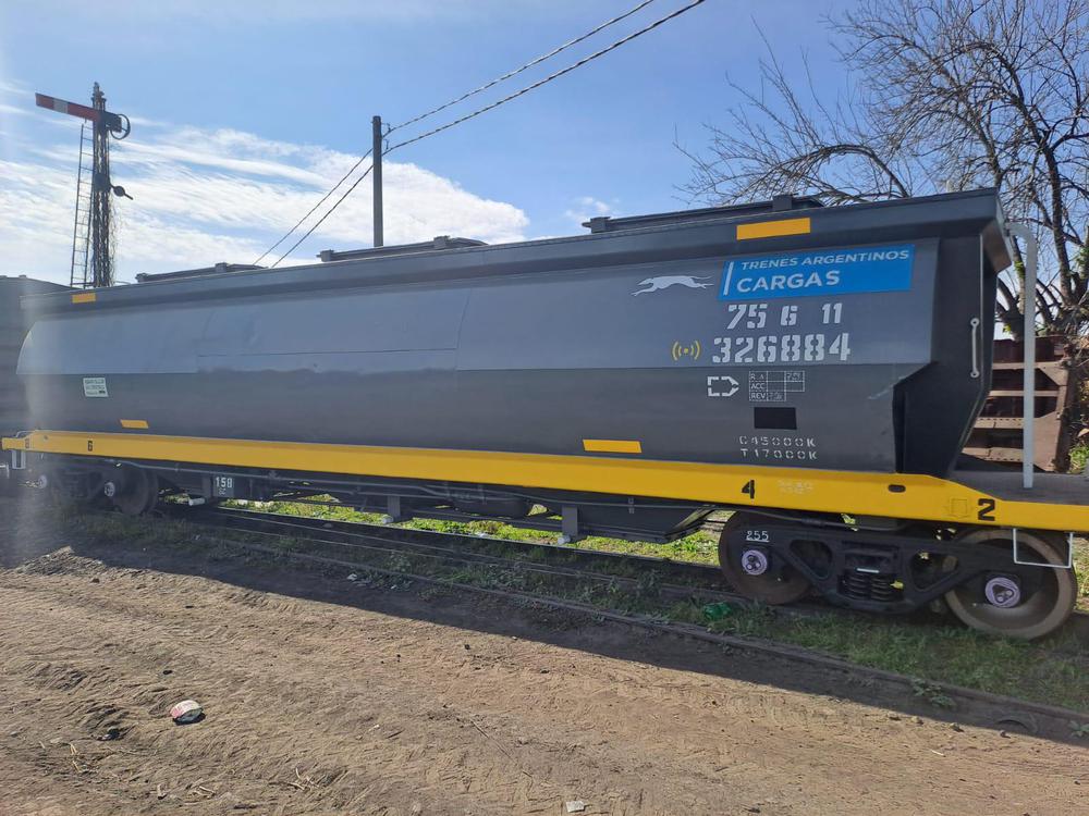 e9372f82-65d0-47c3-a3e5-8730695e2771