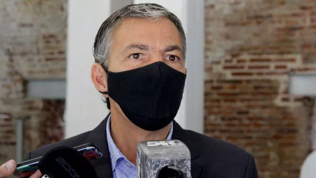 juan-pusineri-paritaria-jpg