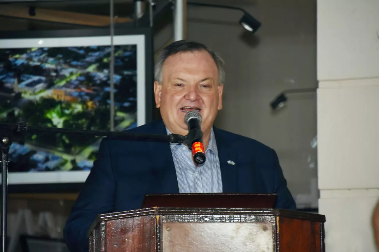 97B1EF82-4A5D-4233-971A-E51920FA9FEC