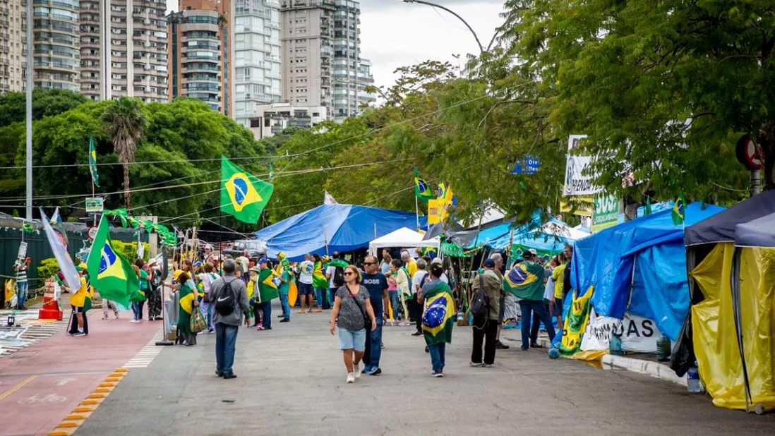 campamento-bolsonarista-1257