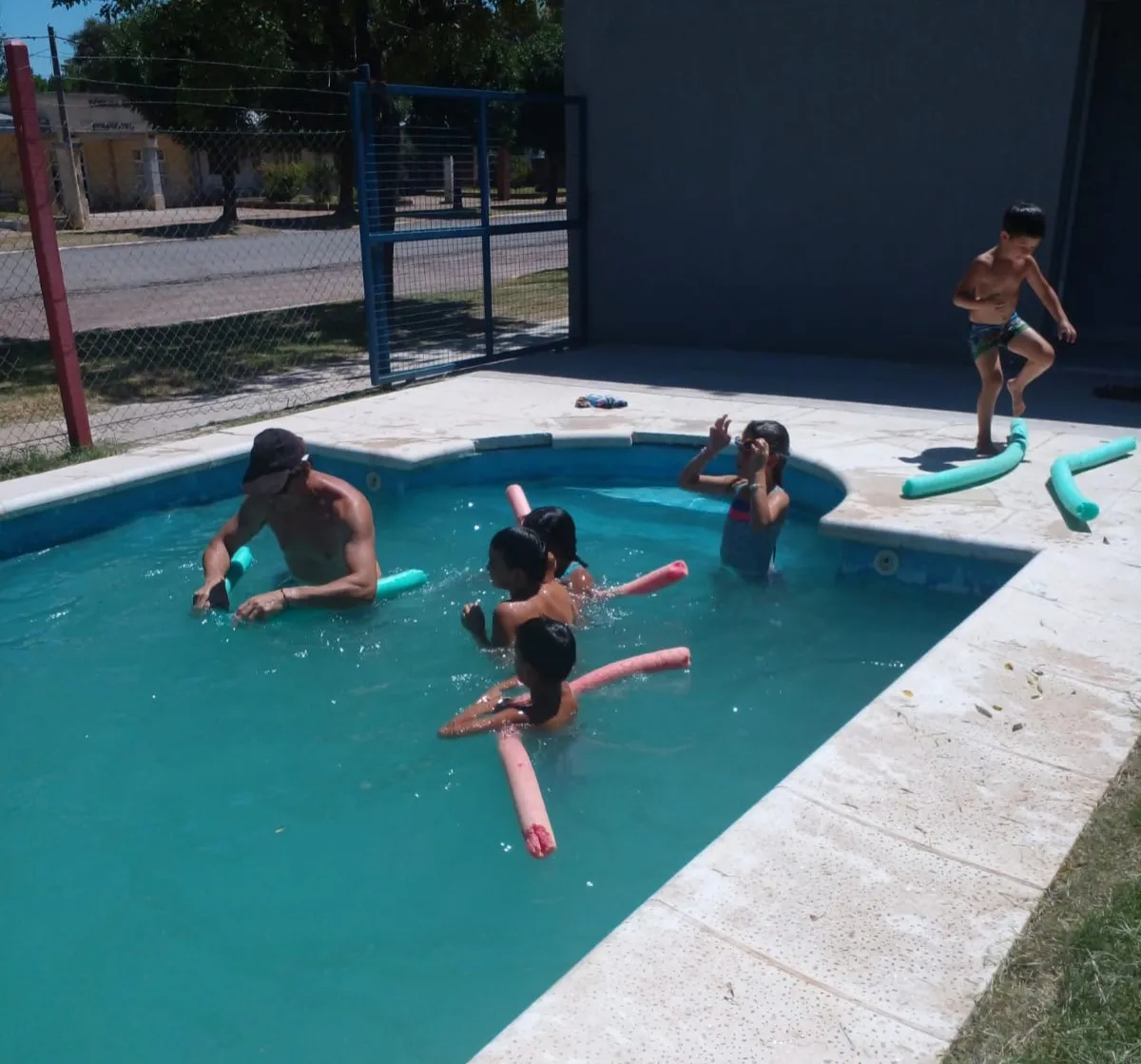 15fd2ecb-0d64-433b-8890-87a9fc4f74ca