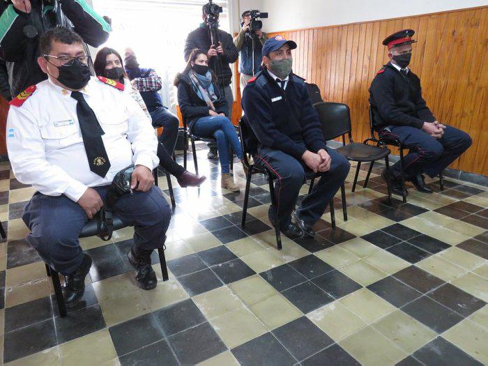 13929-bomberos-reconocidos