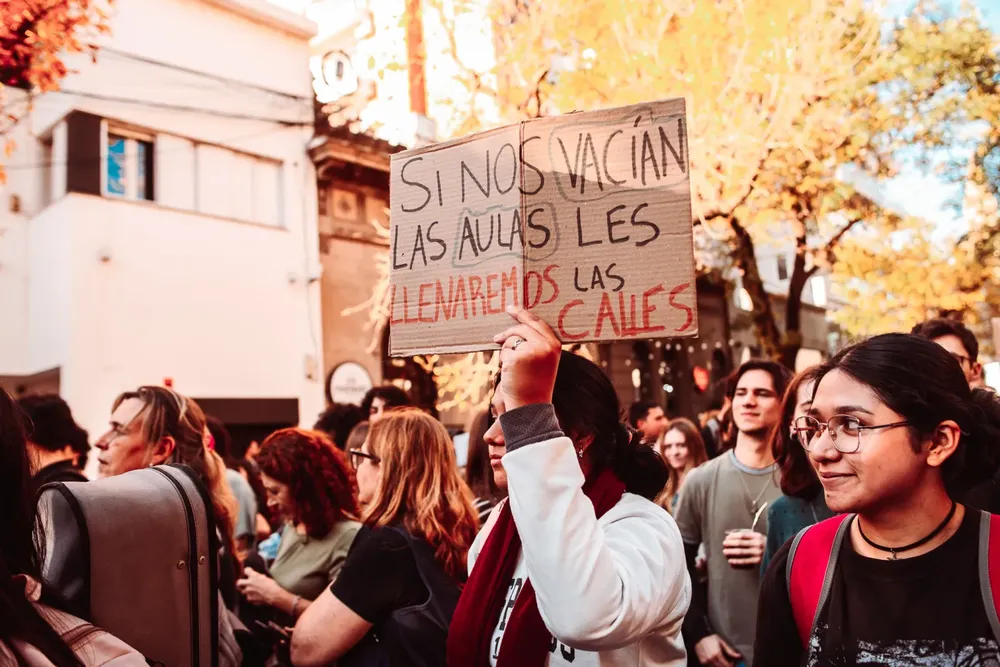 Marcha-universitaria-12-5-26-30-1