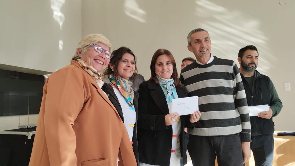 3ec9842e-33a0-4f98-a4f1-73ec08102e97